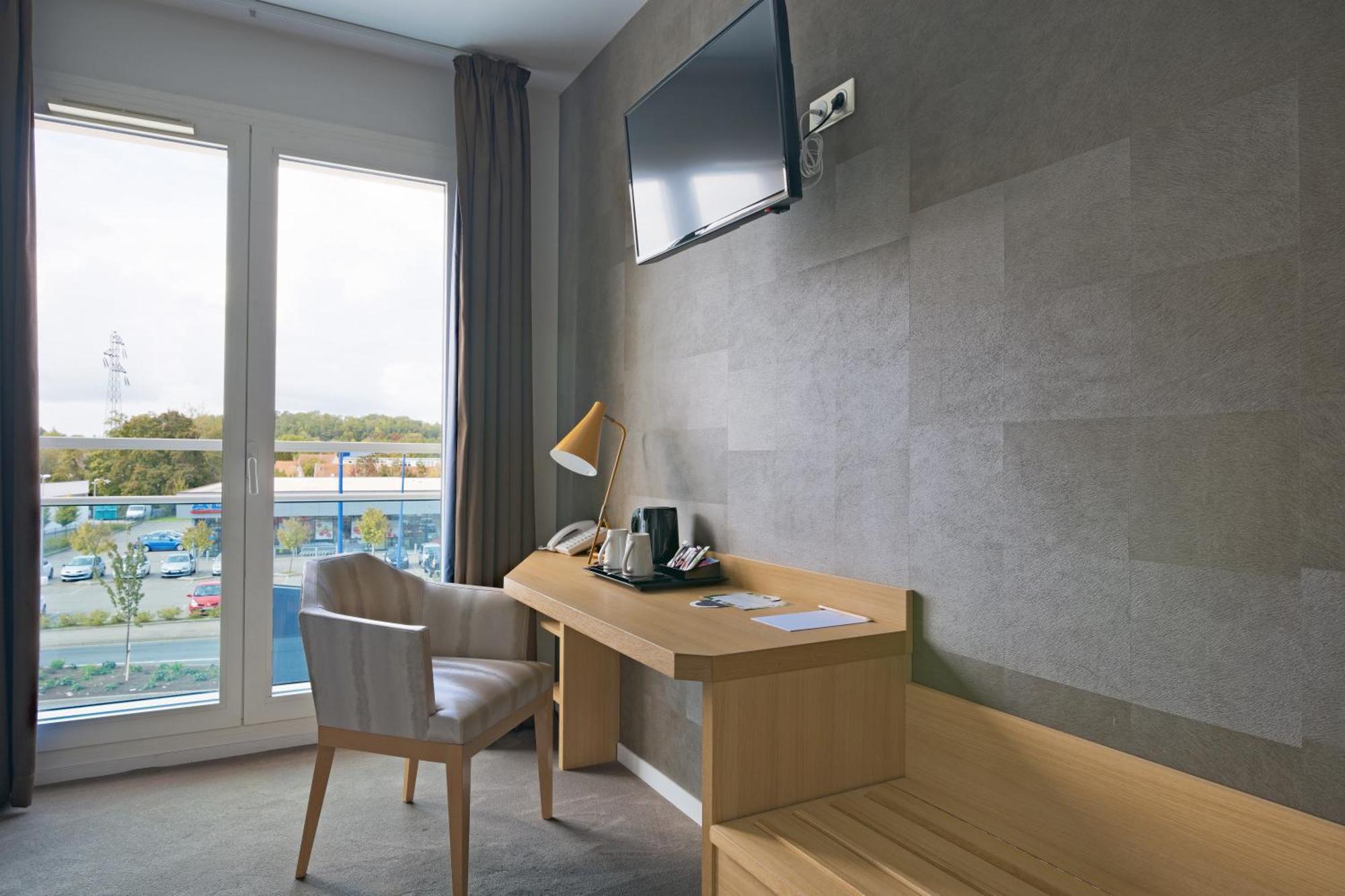 Les Suites - Konine 4 - Hotel & Bar & Restaurant 蒙特谢莱丝美恩斯 外观 照片